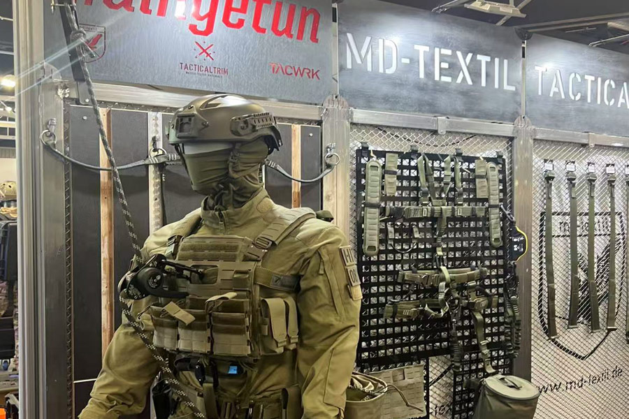 精城特瓷參觀2025德國(guó)警務(wù)展EnforceTac